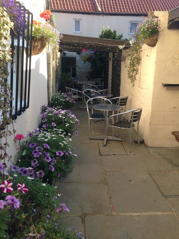 Bed and Breakfast The Royal George Staithes Exteriér fotografie